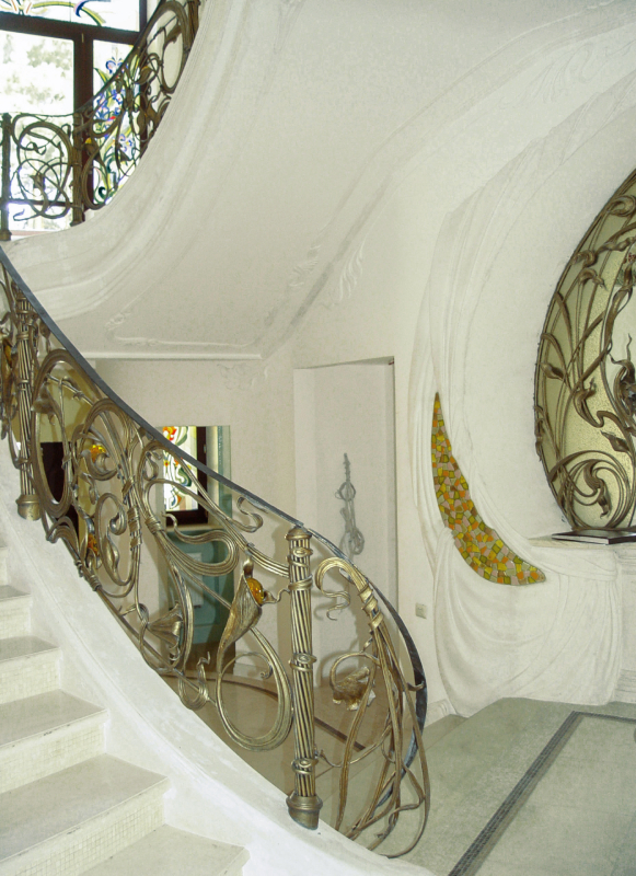 Стиль Art Nouveau Сходова огорожа в стилі Art Nouveau Пластика ліпнини в стилі Art Nouveau